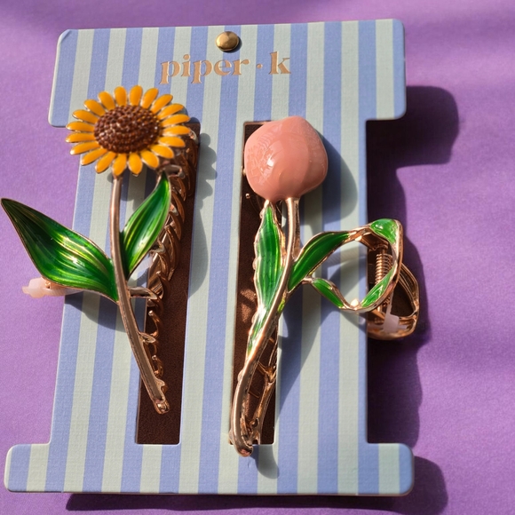 Piper K Accessories - NEW Piper K Sunflower & Tulip 2-Pack Metal Hair Claw Clip Hair Accessory 5" NWT